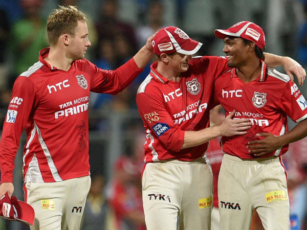 জয়ের পরে পাঞ্জাবের উল্লাস
