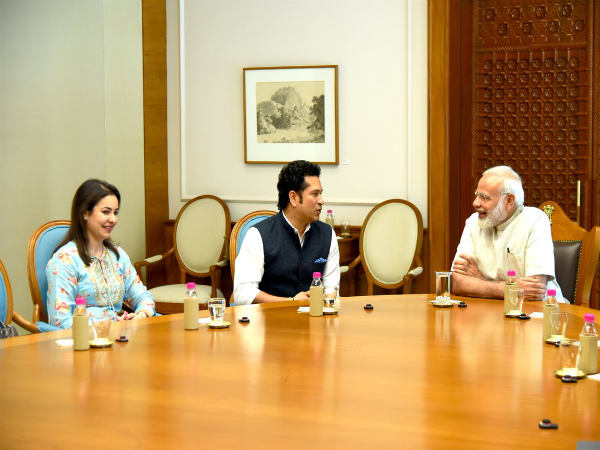 মেদির প্রশংসায় শোয়েব আখতার