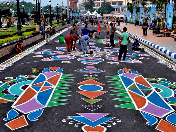 'যারা হাটকে '