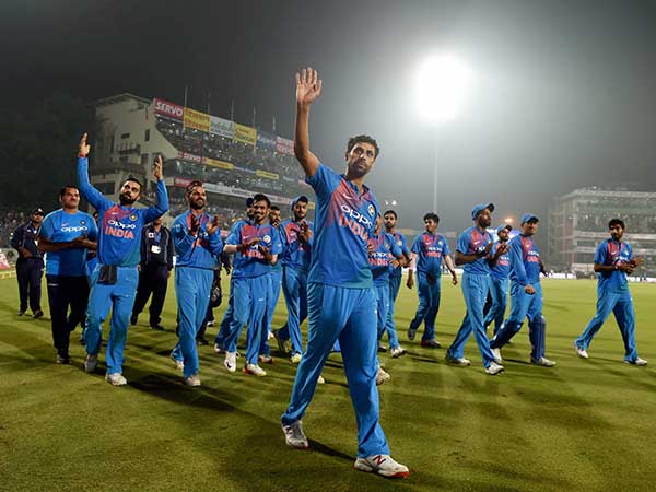 তাঁর চোখে কে সেরা