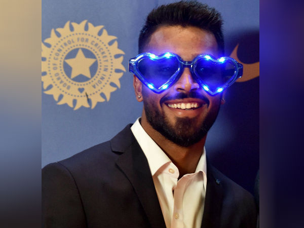 কী বেফাঁস কথায় ফেঁসেছিলেন হার্দিক