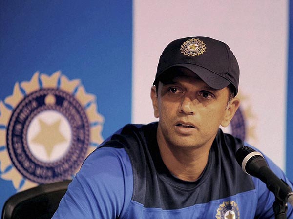 টেস্টে সফল, ওডিআইতে স্লথ ব্যাটিং দ্রাবিড়কে নিয়ে প্রশ্ন তুলে দেয়