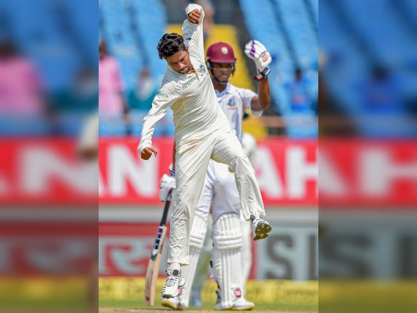 ৩ ক্রিকেটেই ইনিংসে ৫ উইকেট নেওয়ার বিরল তালিকায় কূলদীপ