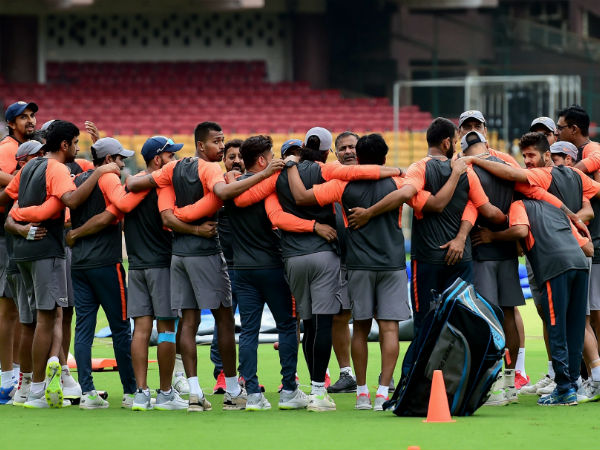দলের মেজাজ