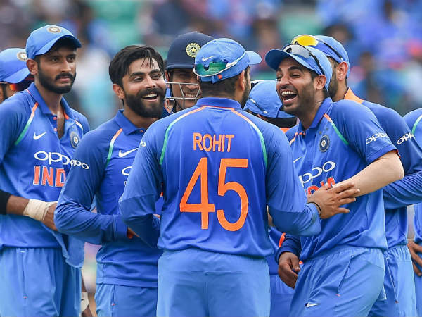 অধিনায়কের চোখে তাঁর দল