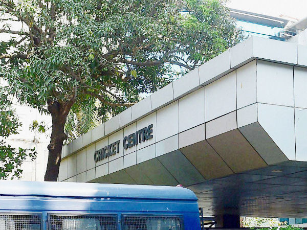 নিরাপত্তার অভাব