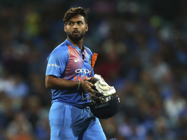 ওডিআই দল থেকে বাদ কেন পন্থ?