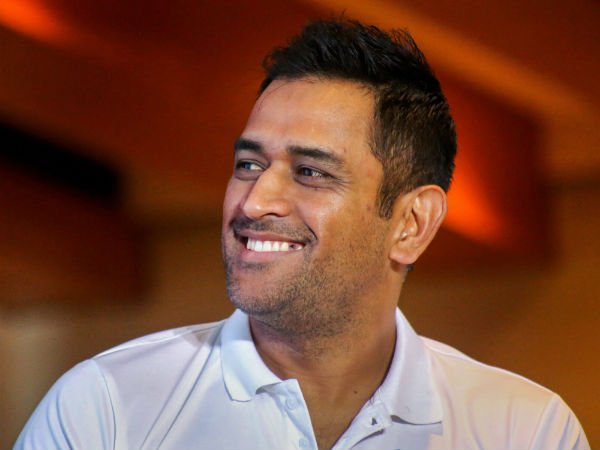 প্রথম ত্রিদেশীয় সিরিজ জয়