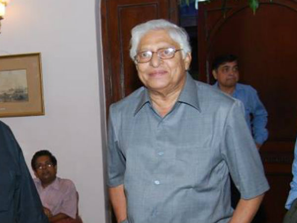 দেড় মাসেরও কম সময়ে মহানগর দুই কিংবদন্তিকে হারিয়েছে