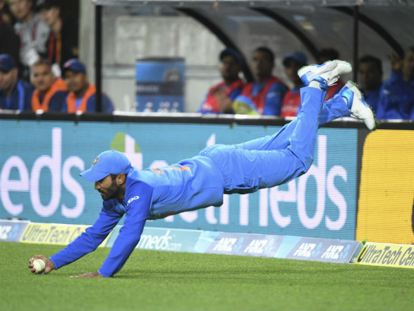দীনেশের ভবিষ্যত