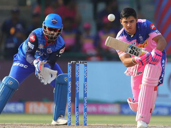 কনিষ্ঠতম রিয়ানের অর্ধ-শতরান