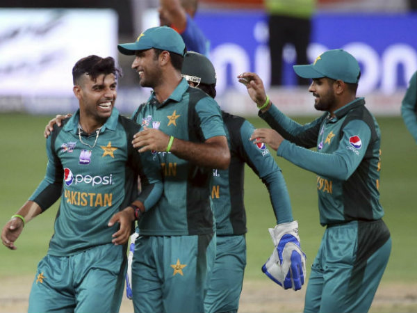 শক্তিশালী ইংল্যান্ডের সামনে পাকিস্তান, মিরাকেল হবে কী?