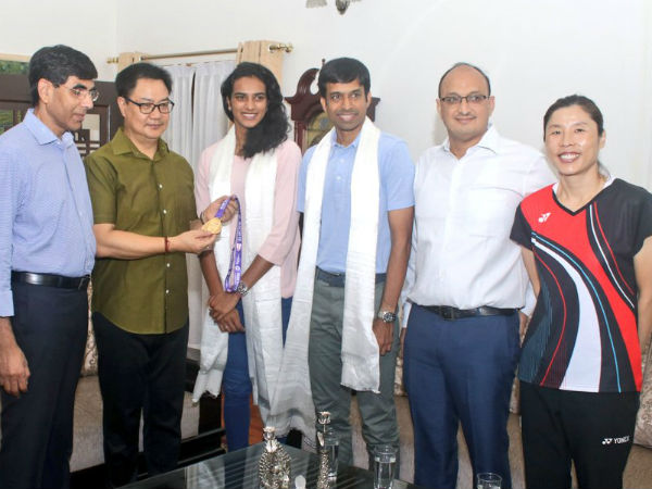 তিনি কিম জি হুন 