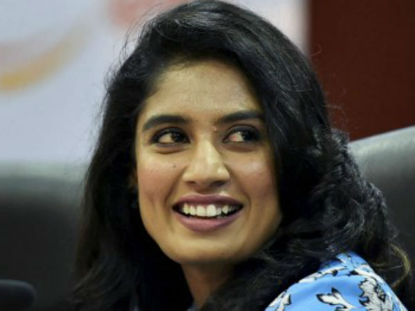 প্রথম মহিলা