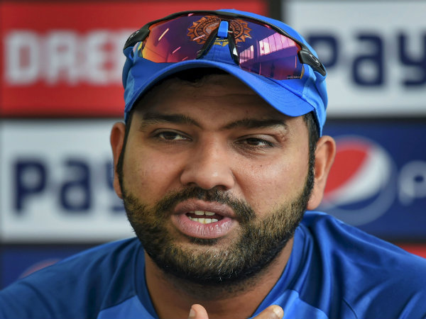 বোলারদের পারফরম্য়ান্সে অখুশি রোহিত
