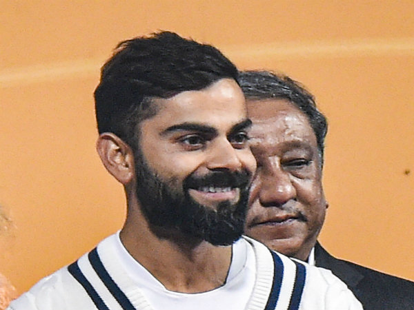 অধিনায়ক হিসেবে নজির