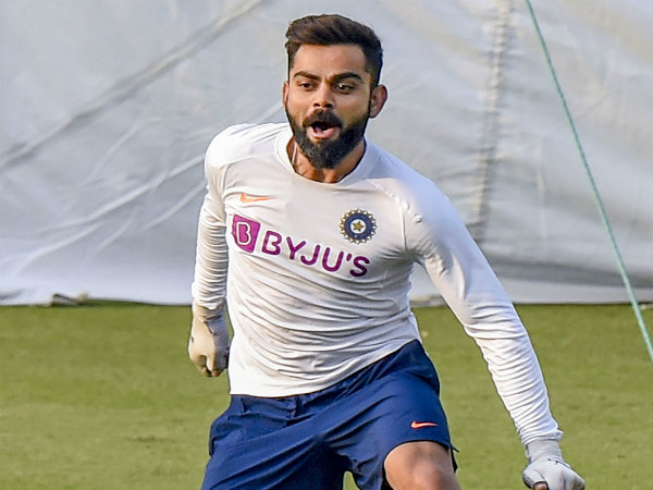 ঐতিহাসিক মুহূর্ত