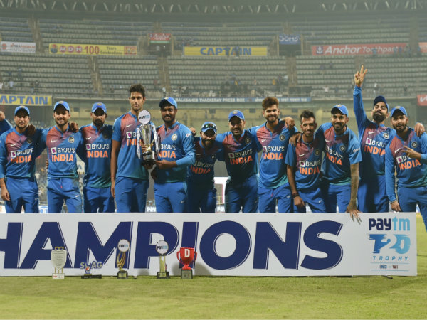 সব ফর্ম্যাটে পারফর্ম করতে হবে