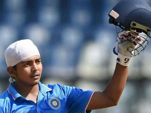 ট্রফি রক্ষার লড়াইয়ে নামবে ভারত