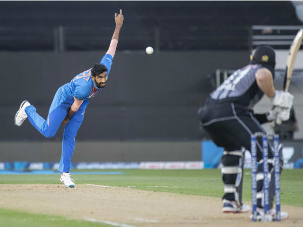 একনজরে বুমরাহের রান খরচ