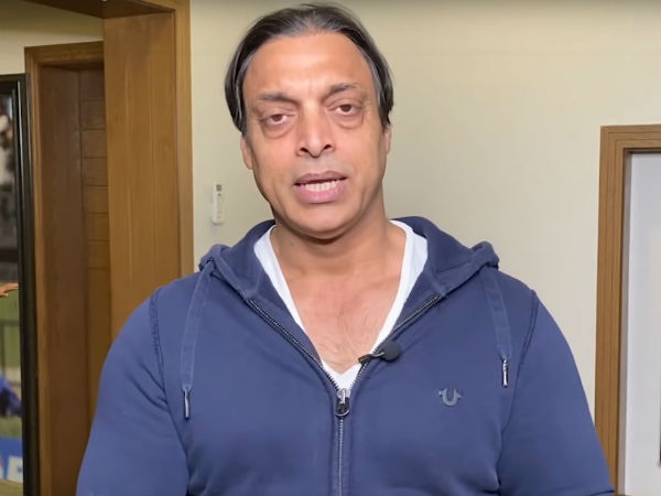 শ্রদ্ধা অবনত শোয়েব