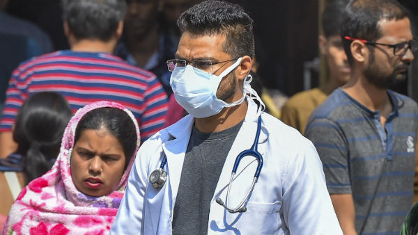 করোনা থাবার মৃত্যের সংখ্য়া লাফে লাফে বাড়ছে