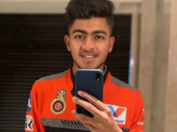 রেকর্ড ৩