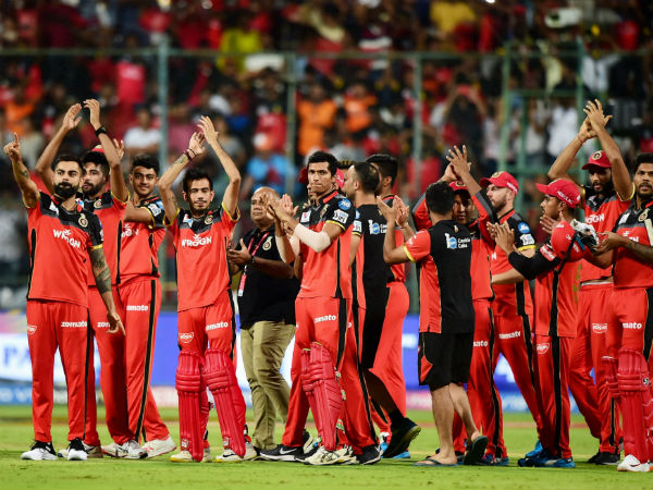 অনড় কর্নাটক সরকার