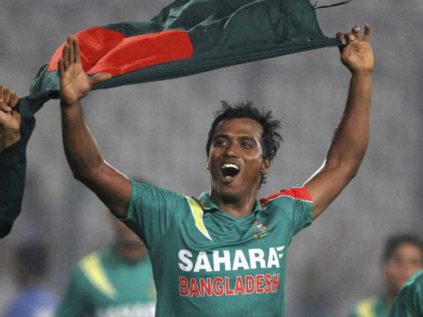 অসাধু ব্যবসায়ীদের করোনা ভাইরাস বলে আক্রমণ ক্রিকেটারের