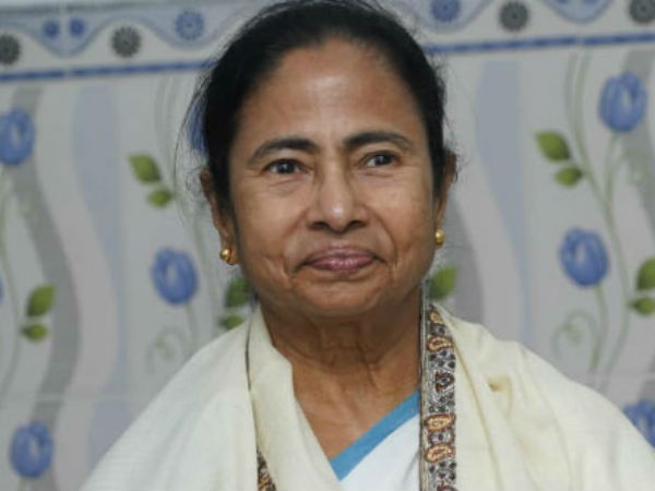 ইস্টবেঙ্গলের আইএসএল খেলা নিয়ে আসরে মুখ্যমন্ত্রী