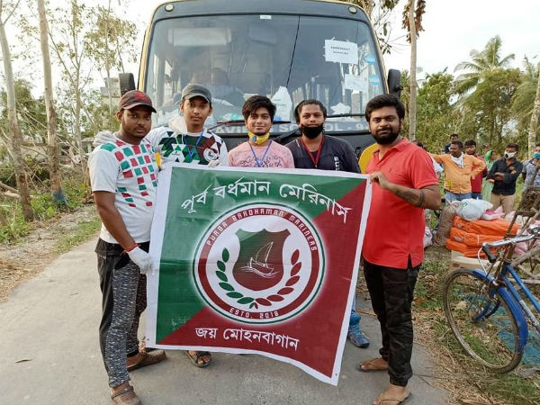 ২২০ কিমি পথ পারি দিয়ে আম্ফান ত্রাণ