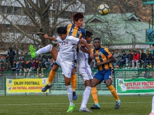 কারফিউ থেকে ফ্লাডলাইটে - মোহনবাগানের পরের প্রতিপক্ষ রিয়াল কাশ্মীরের অবিশ্বাস্য উত্থানের কাহিনি